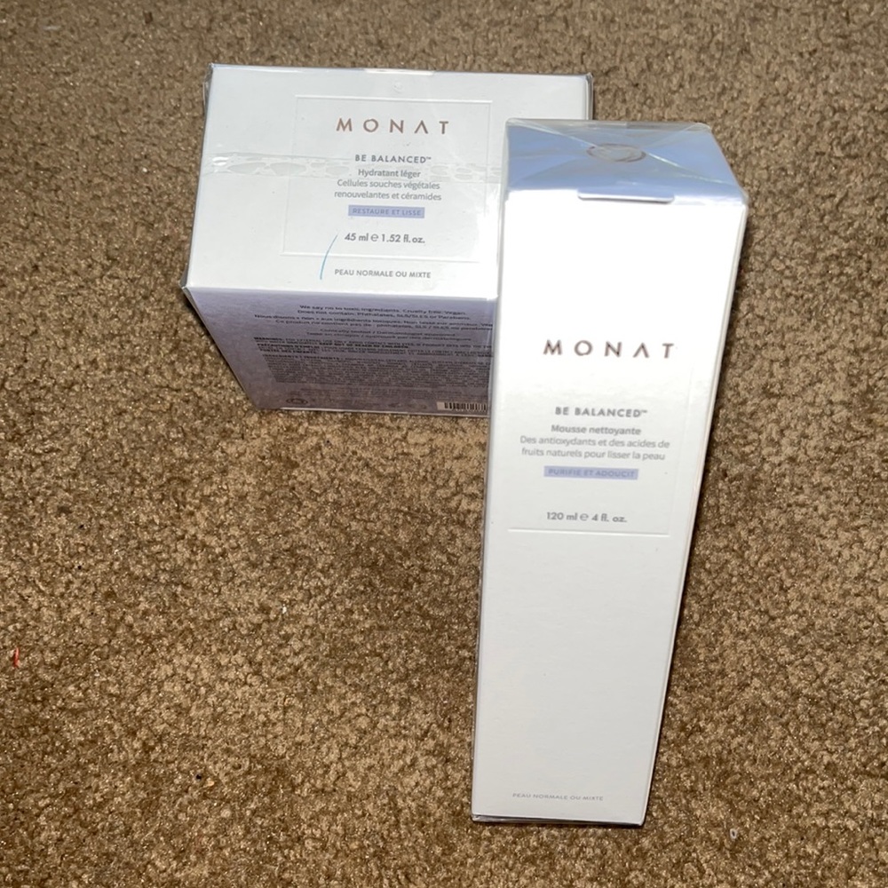 NIB Monat Be Balanced Foamy Cleanser and Moisturizer
